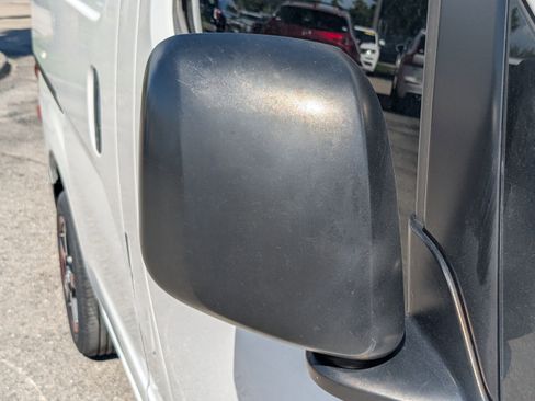 Used 2020 Nissan NV200 S image 12