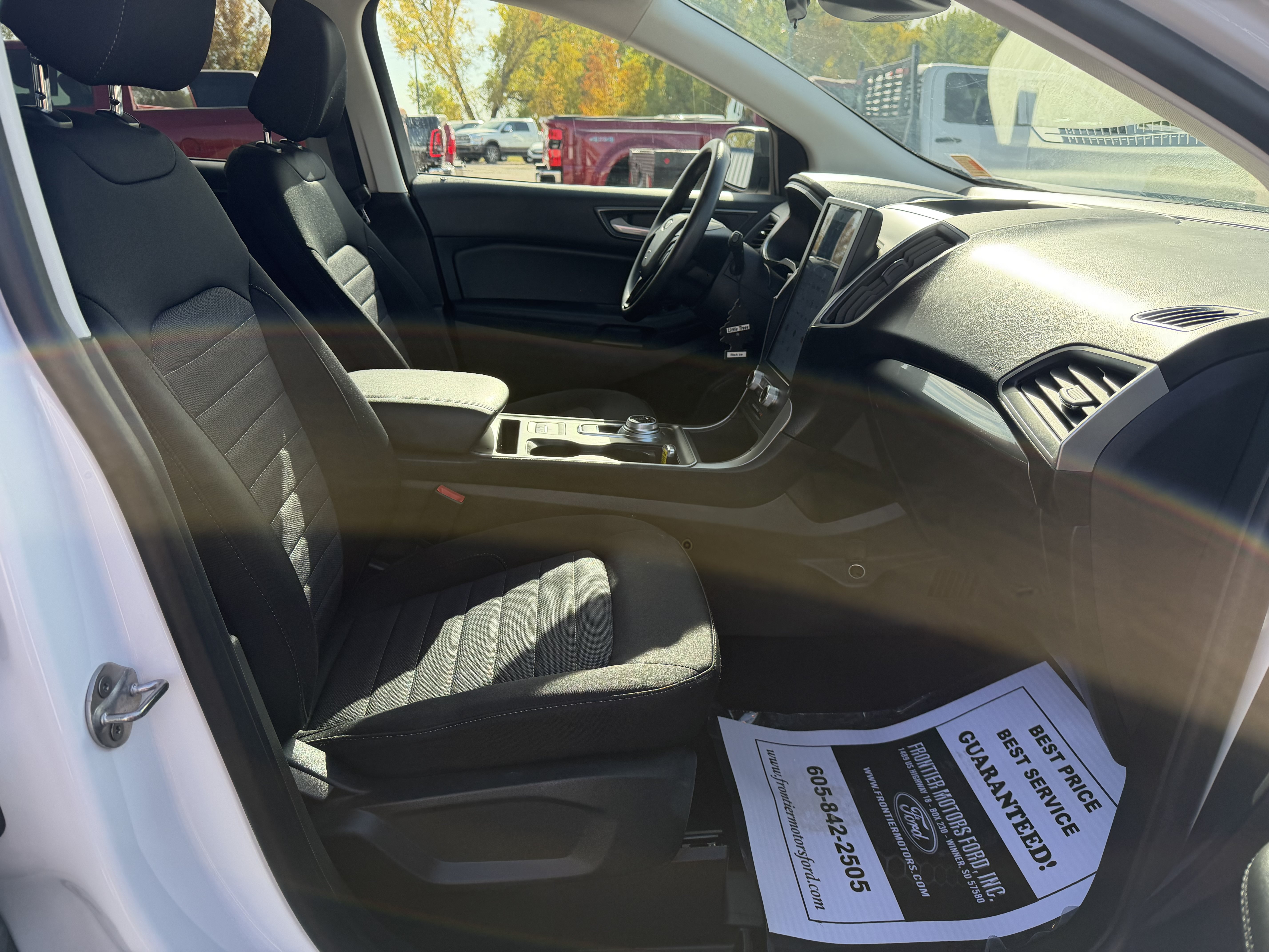 Used 2021 Ford Edge SE FWD image 24