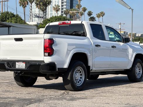 Used 2025 Chevrolet Colorado W/T w/ Advanced Trailering Package RWD image 4