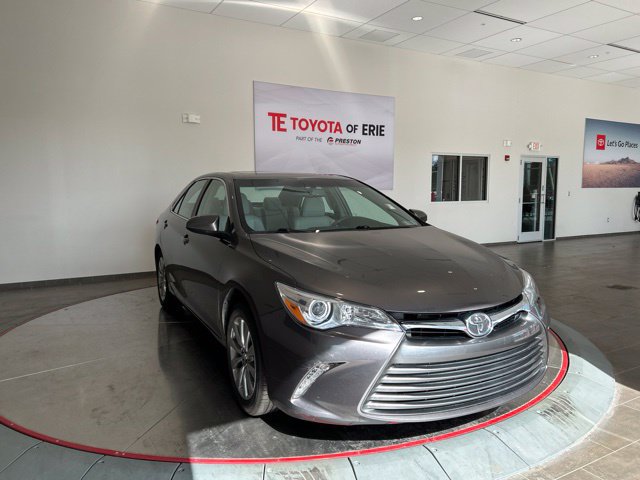 Used 2017 Toyota Camry XLE w/ Moonroof Package FWD image 1