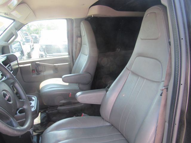 Used 2020 GMC Savana 2500 RWD image 13