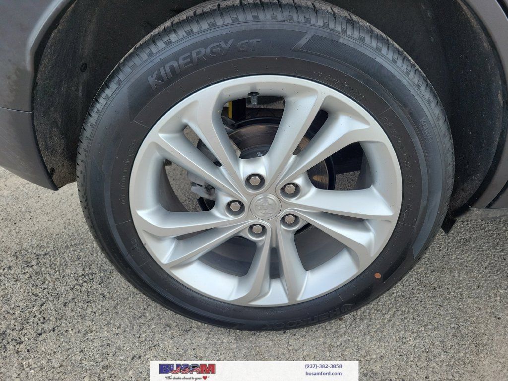 Used 2023 Buick Encore GX Preferred w/ Cold Weather Comfort Package FWD image 15