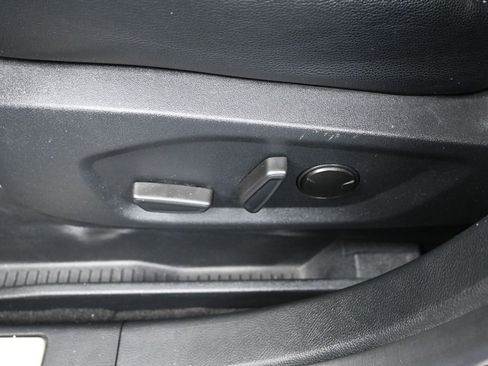 Used 2024 Ford Edge Titanium AWD/4WD image 13
