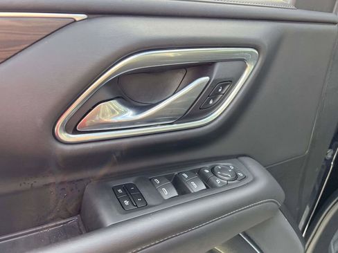 Used 2022 Chevrolet Tahoe LT w/ LT Signature Plus Package image 22