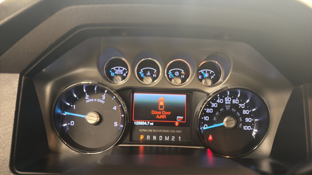 Used 2016 Ford F250 Lariat w/ Lariat Ultimate Package AWD/4WD image 13