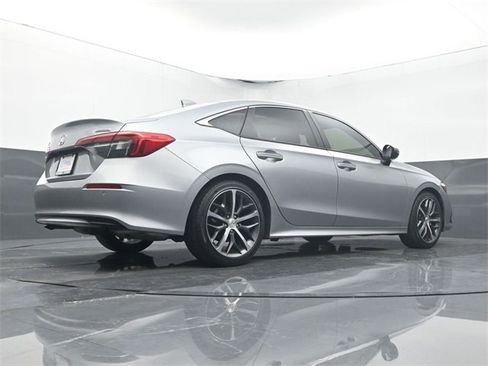 Used 2023 Honda Civic Touring image 11