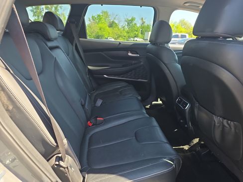 Used 2022 Hyundai Santa Fe SEL w/ Convenience + Premium Package AWD/4WD image 10