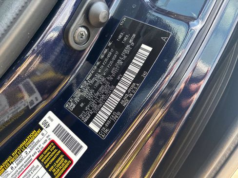 Used 2025 Toyota Sienna XLE FWD image 31
