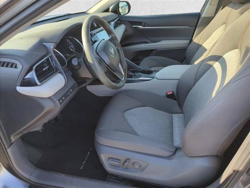 Certified 2019 Toyota Camry LE FWD image 11