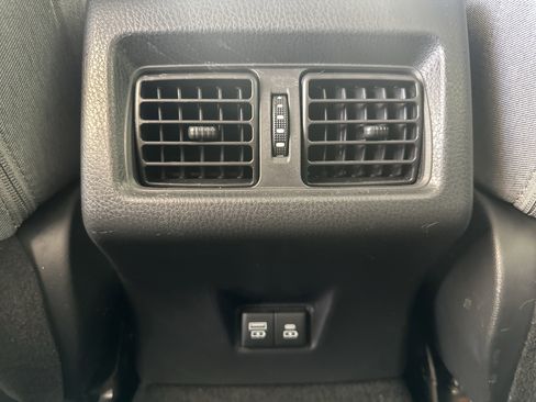 Used 2025 Toyota Camry LE image 20