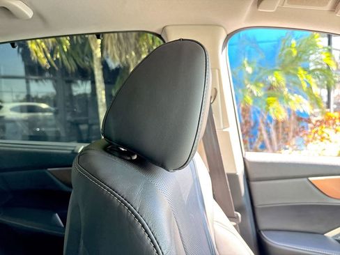 Used 2022 Acura MDX FWD w/ Technology Package image 16