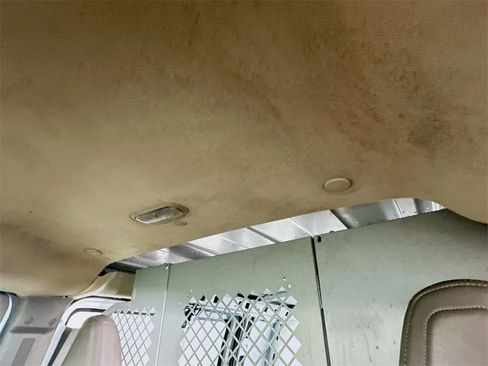 Used 2022 Chevrolet Express 2500 w/ Driver Convenience Package image 21