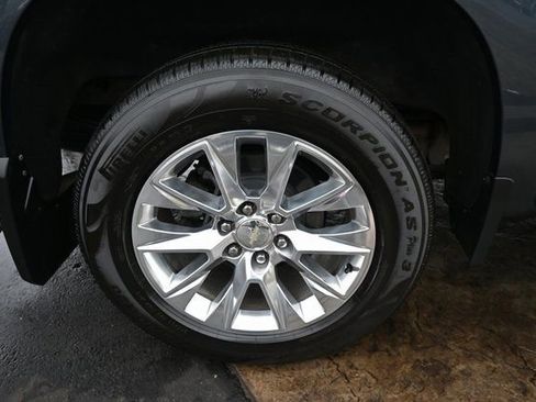 Used 2020 Chevrolet Silverado 1500 LTZ w/ LTZ Premium Package image 12