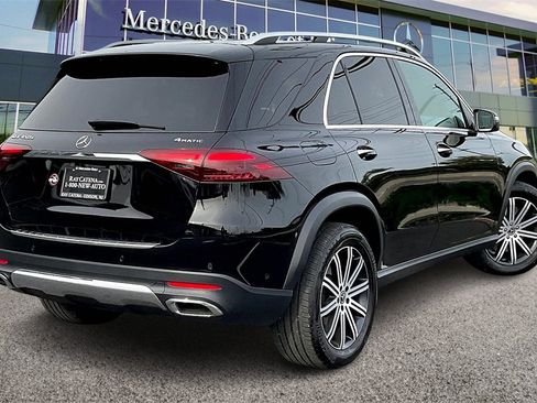 Certified 2025 Mercedes-Benz GLE 450e 4MATIC w/ Driver Assistance Package image 10