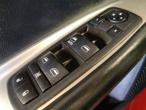 Used 2018 Dodge Journey SE w/ Popular Equipment Group image 27