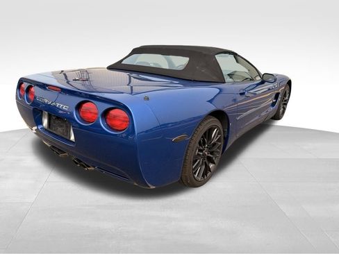Used 2002 Chevrolet Corvette Convertible w/ Preferred Equipment Group2 RWD image 8