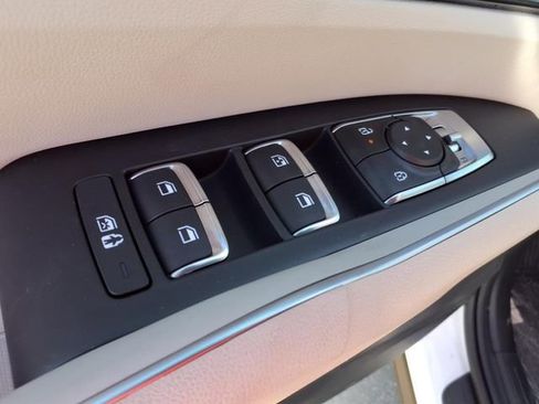 New 2025 Kia Sorento S image 13