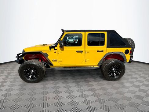 Used 2021 Jeep Wrangler Unlimited Rubicon AWD/4WD image 5