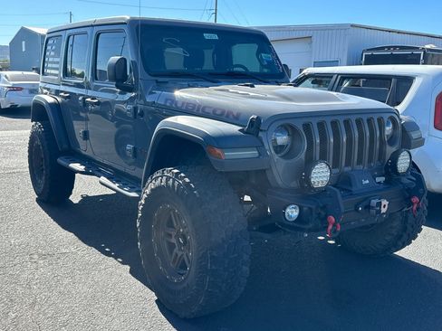 Used 2018 Jeep Wrangler Unlimited Rubicon AWD/4WD image 2