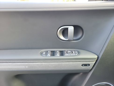 New 2026 Hyundai Ioniq 5 Limited image 17