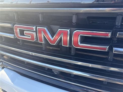 Used 2022 GMC Sierra 2500 AT4 w/ AT4 Premium Plus Package image 31