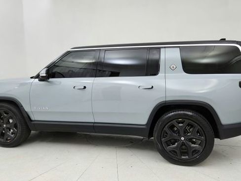 Used 2024 Rivian R1S Adventure image 30