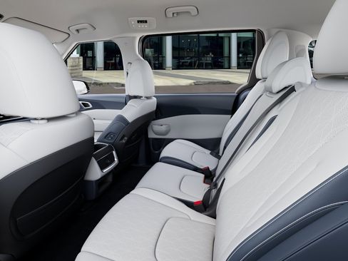 New 2026 Kia Carnival EX FWD image 19