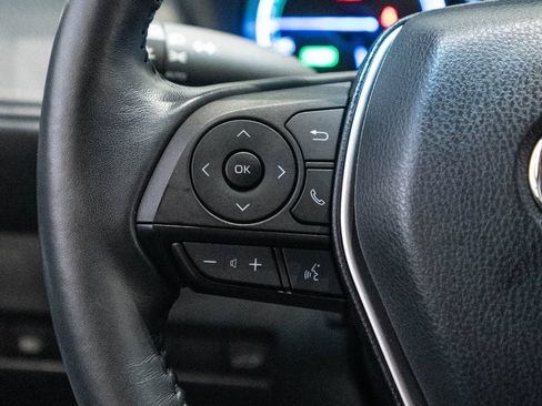 Certified 2024 Toyota Venza LE AWD/4WD image 18