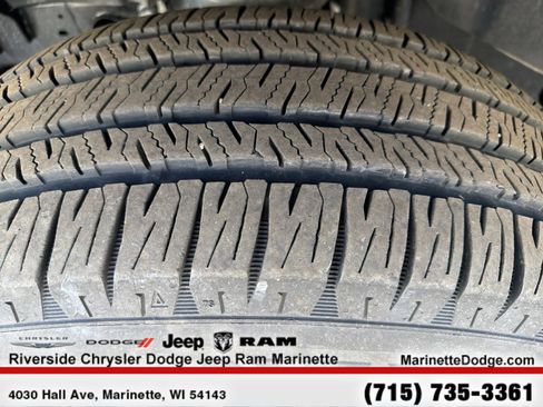 Used 2025 Jeep Wrangler Sahara w/ Safety Group image 12