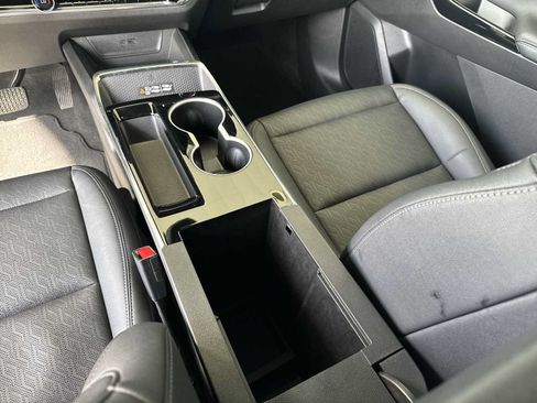 Certified 2025 Chevrolet Equinox LT w/ Convenience Package II AWD/4WD image 22