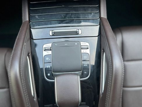 Used 2020 Mercedes-Benz GLE 350 4MATIC image 29