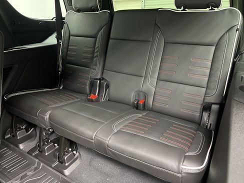 New 2026 GMC Yukon AT4 Ultimate image 5