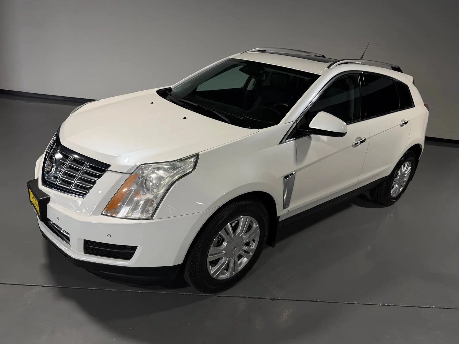 Used 2013 Cadillac SRX Luxury w/ Driver Awareness Package FWD image 43