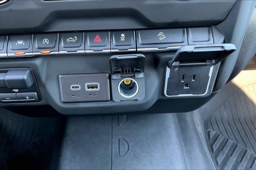 Used 2024 Chevrolet Silverado 1500 Custom Trail Boss AWD/4WD image 13