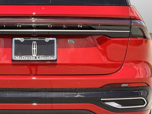 New 2026 Lincoln Nautilus Reserve image 32