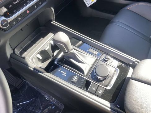 Used 2026 MAZDA CX-50 AWD 2.5 Hybrid w/ Premium Pkg image 12
