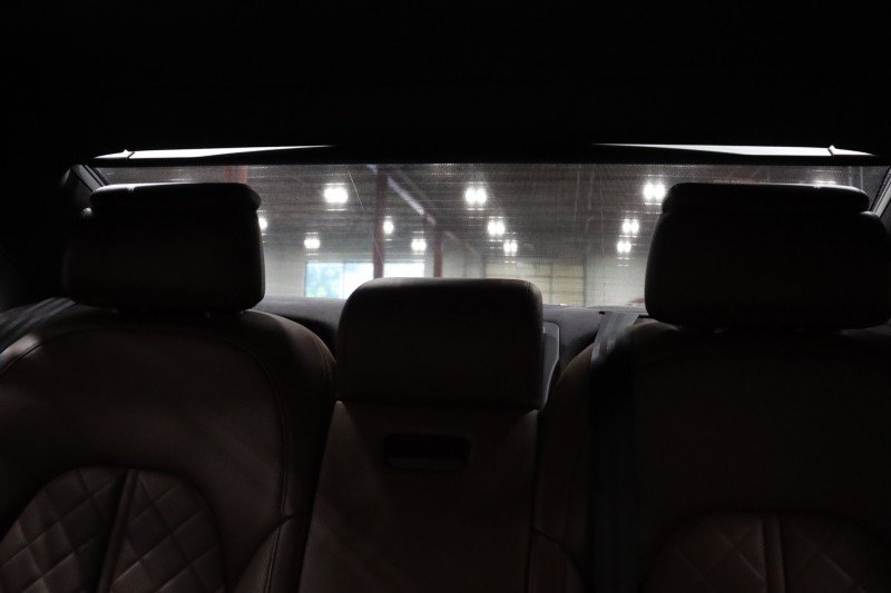 Used 2014 Audi S8 AWD/4WD image 71