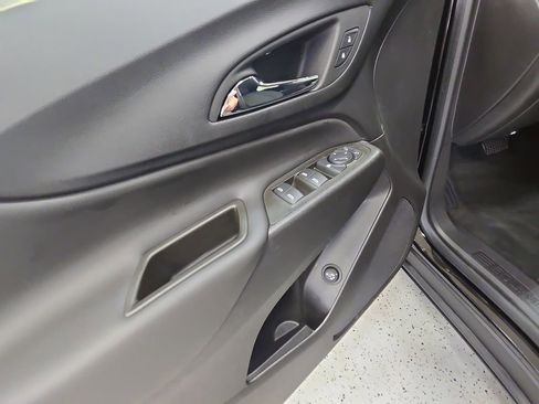 Certified 2023 Chevrolet Equinox LT image 32