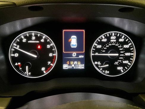 Used 2024 Subaru Crosstrek 2.5i Limited w/ Crosstrek Mirror Package image 19