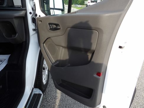 Used 2025 Ford Transit 250 Low Roof w/ Exterior Upgrade Package RWD image 29