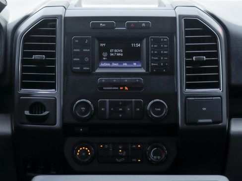 Used 2017 Ford F150 XLT image 26