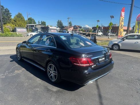 Used 2014 Mercedes-Benz E 550 4MATIC Sedan image 7