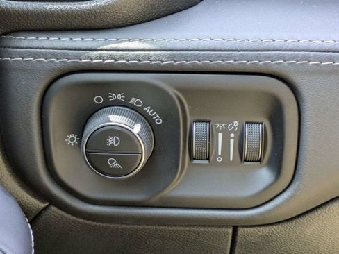 New 2026 RAM 3500 Limited AWD/4WD image 23