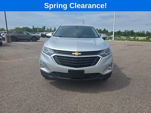 Used 2019 Chevrolet Equinox LT w/ Driver Convenience Package AWD/4WD image 10