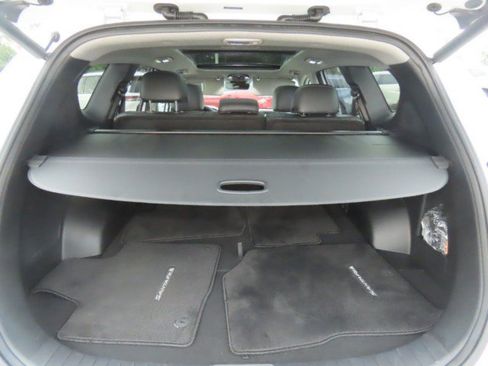 Used 2023 Hyundai Santa Fe Limited FWD image 12