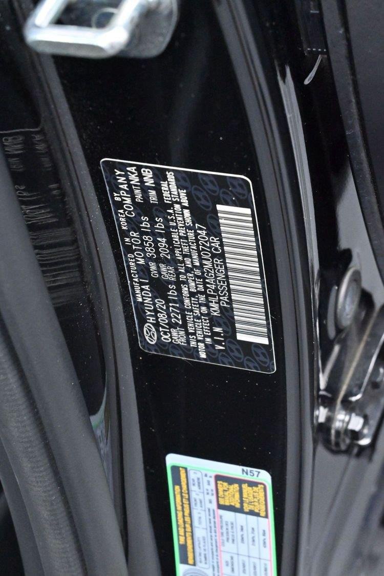 Used 2021 Hyundai Elantra Limited w/ Cargo Package FWD image 37
