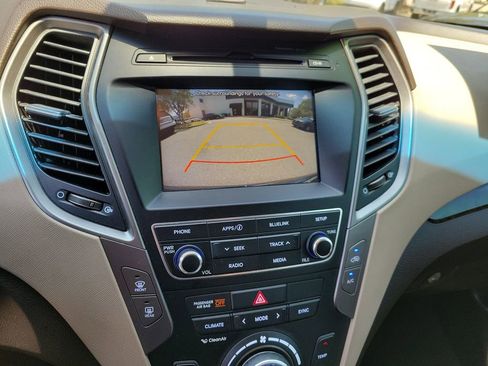 Used 2017 Hyundai Santa Fe Sport FWD image 30