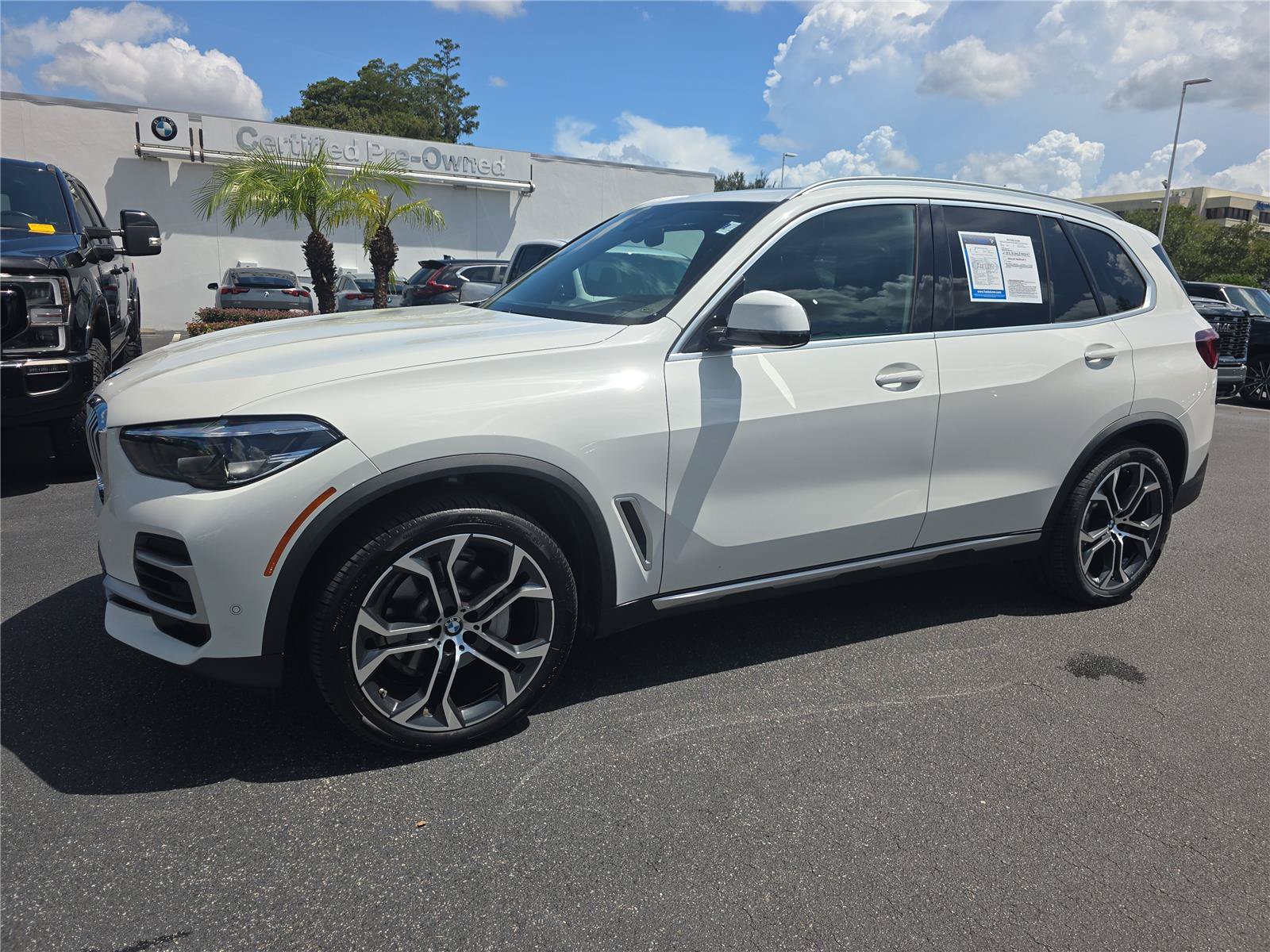 Certified 2023 BMW X5 sDrive40i w/ Climate Comfort Package RWD image 7