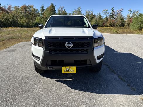 New 2026 Nissan Frontier S image 10