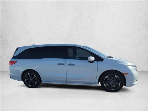Used 2022 Honda Odyssey Elite image 4